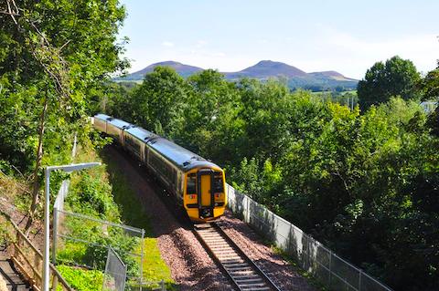 Train photo coming into the Borders