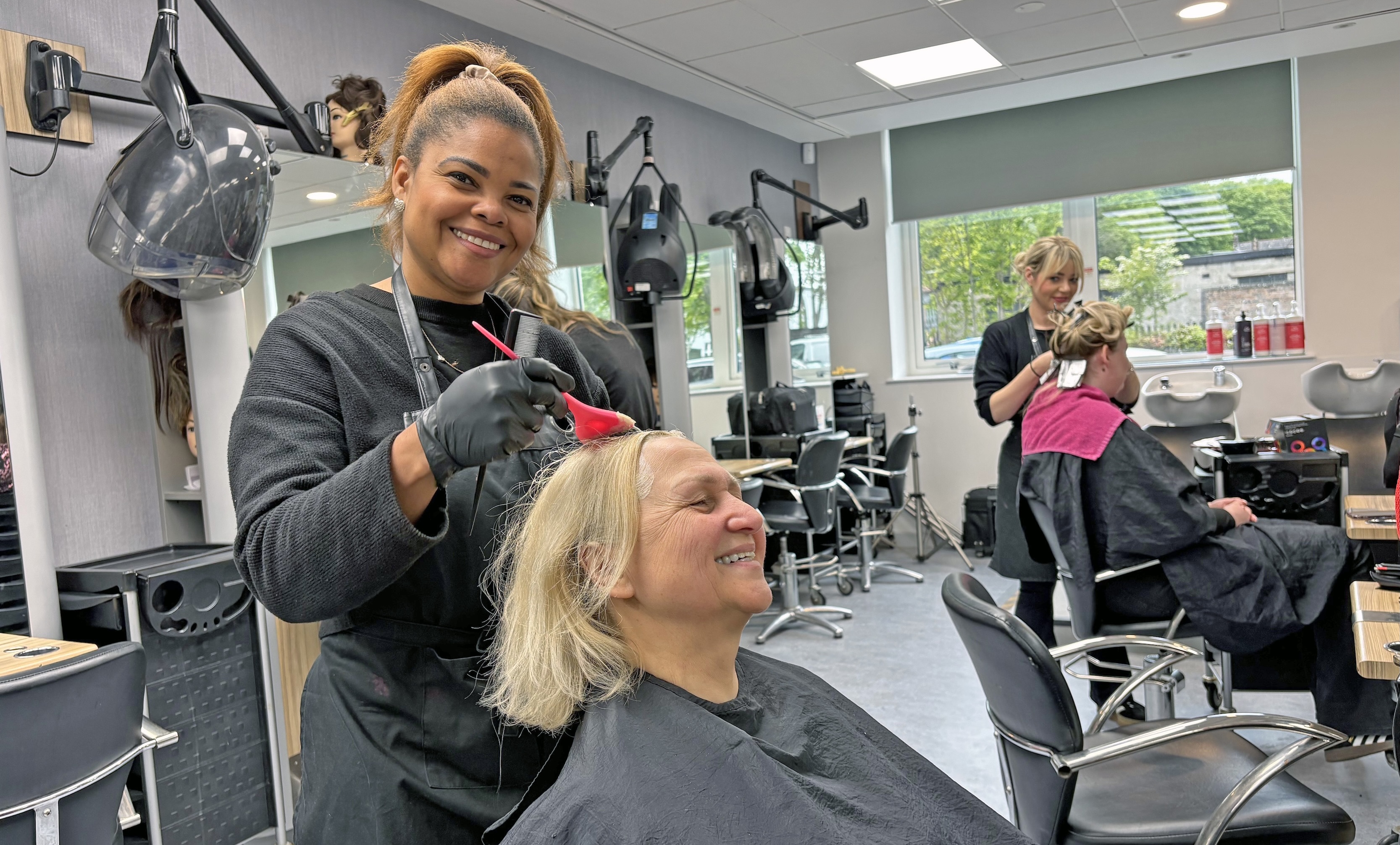 Hairdressing carried out by female student